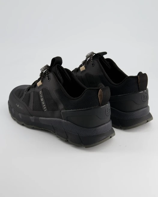 Bugatti Serval In Schwarz 5 Bugatti Serval In Schwarz – Bild 3