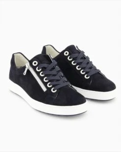 Semler Rebecca In Blau