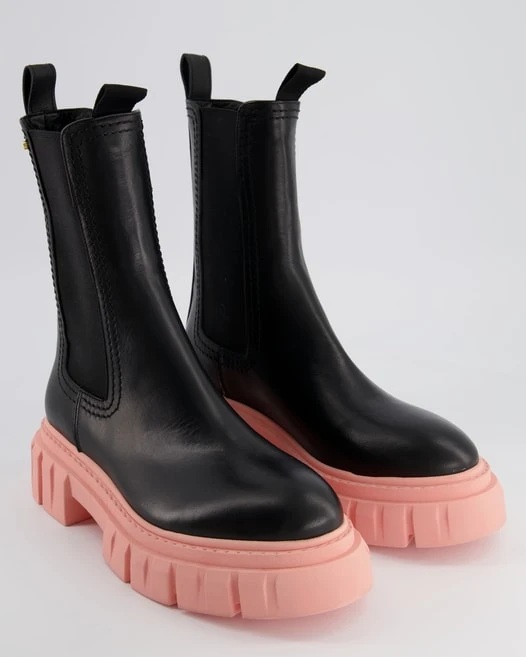 Konstantin Starke Stiefelette In Schwarz 7 Konstantin Starke Stiefelette In Schwarz – Bild 5