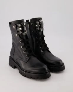 Konstantin Starke Nora In Schwarz