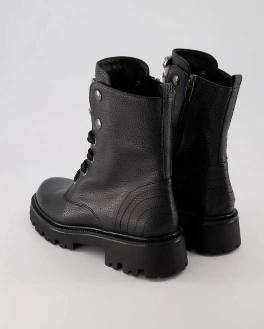 Konstantin Starke Nora In Schwarz 5 Konstantin Starke Nora In Schwarz – Bild 3