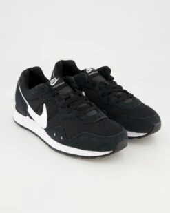 Nike WMNS NIKE VENTURE RUNNER In Schwarz
